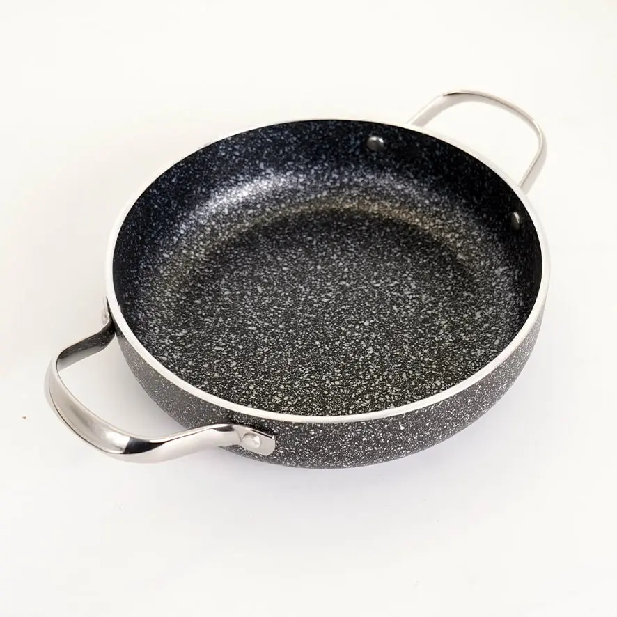 مقلاة كلاكسي اسود 20 سم / A1838