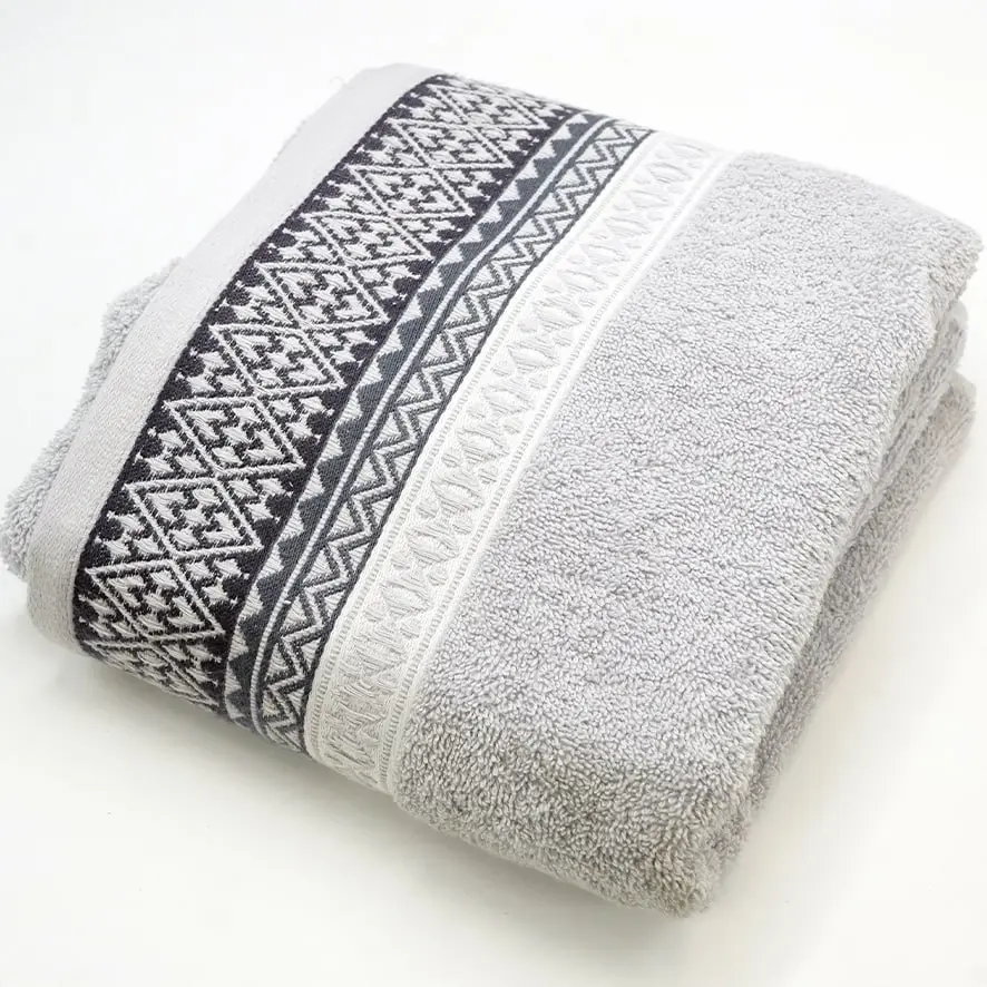 منشفة جاكورد تركي رمادي 70*135 سم / TrT080008