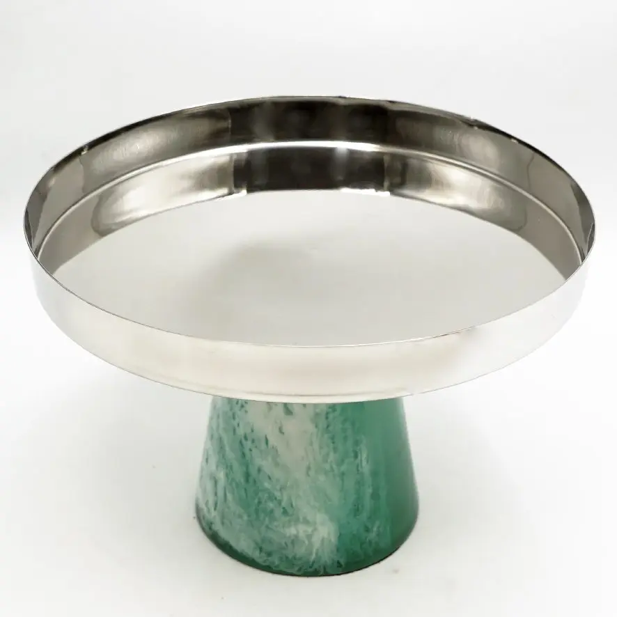 حامل كيك فضي بقاعدة فيروزي / HUK030015