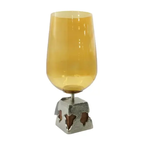 [SSD-BM-1952S] شمعدان زجاج قاعدة معدن قياس 17.8*17.8*40.6 / 10004