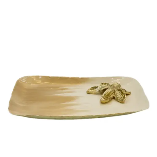 صينية مع نقشة ورده معدنية ذهبي 44.5x28x3 سم / HIT070081